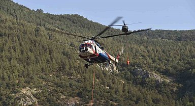 Balıkesir'de yangına müdahale sürüyor