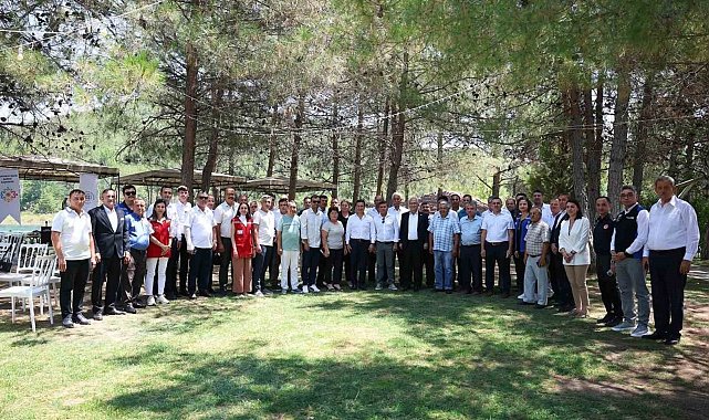 Başkan Aras Ula'da muhtarlar ve STK'ları dinledi