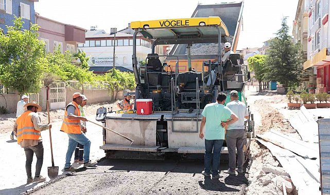 Başkan Arı, alt yapı çalışmalarını yerinde inceledi