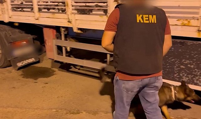 Batman'da durdurulan tırda 27 kilogram esrar ele geçirildi