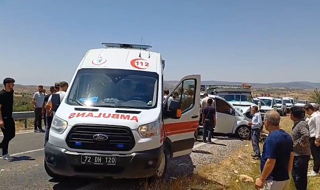Batman'da iki aracın çarpıştığı kazada 2 kişi yaralandı