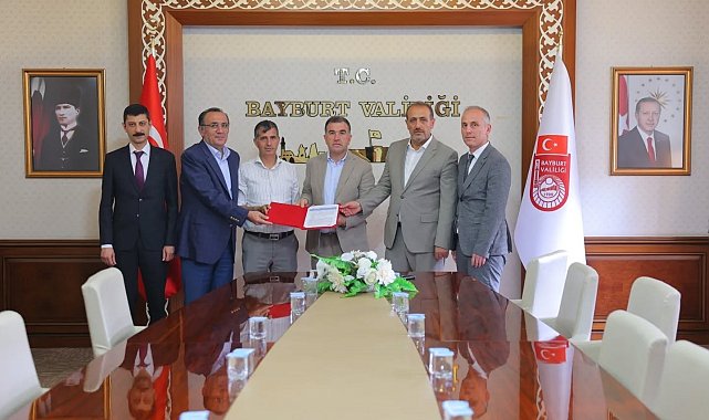 Bayburt'ta 300 milyon liralık tarım yatırımında imzalar atıldı