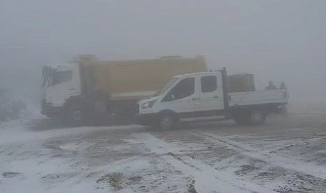 Bayburt'un Soğanlı Dağı'nda tipi ve fırtına etkili oluyor