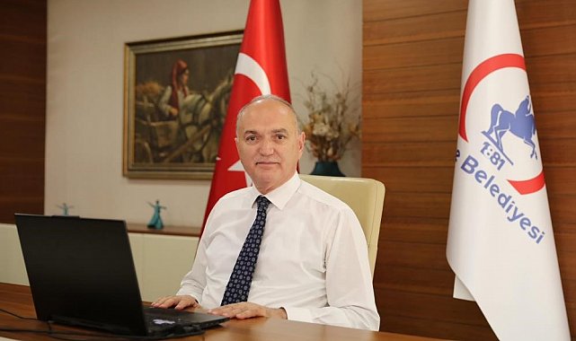 Belediye Başkanı Özlü "Bu saygısızlığı lanetliyorum"