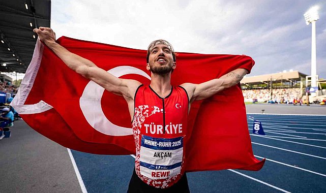 Berke Akçam'dan altın madalya