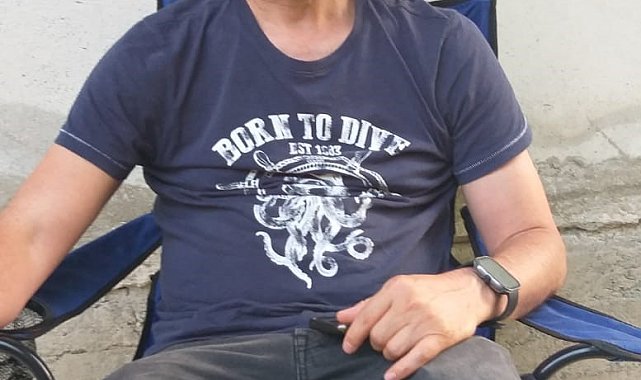 Besle kargayı, dostun olsun