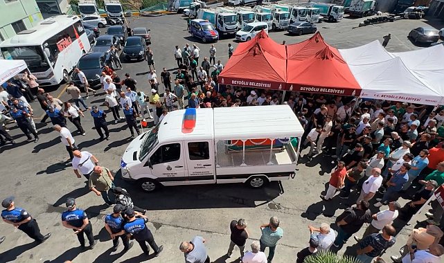 Beyoğlu'nda 9 aracın karıştığı kazada ölen Uğur Tilkici son yolculuğuna uğurlandı