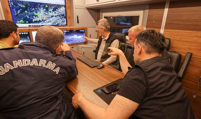 Bilecik'te orman yangını sonrası bir köy tedbir amaçlı boşaltıldı