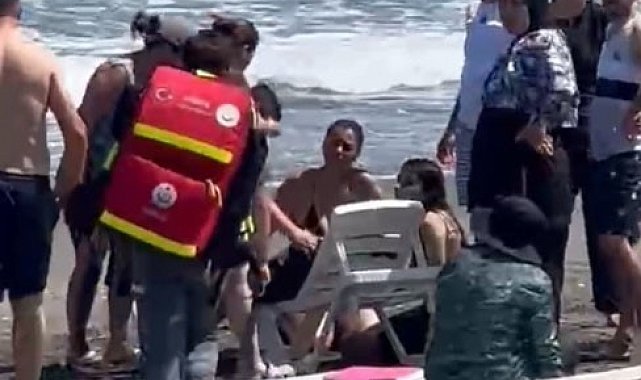 Boğulma tehlikesi geçiren 3 çocuk ve anneyi cankurtaranlar kurtardı