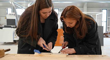 Bu merkezde mobilya sektörünün ara eleman ihtiyacı karşılanıyor