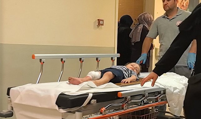 Bursa'da 3. kattan düşen 2 yaşındaki çocuk ağır yaralandı