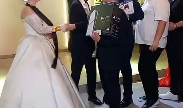 Bursa'da ilginç takı töreni