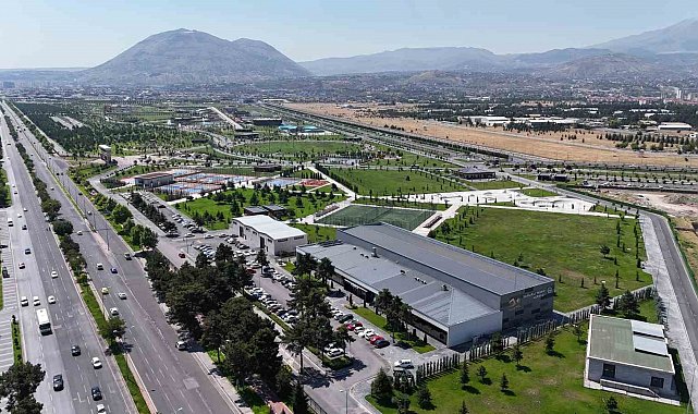 Büyükşehir, Türkiye'deki ilk yerli ve milli havuz sterlizasyon sistemi ile örnek oluyor