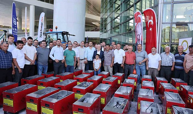 Büyükşehir'den kırsal mahallelere ekipman desteği