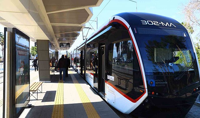 Büyükşehir'in toplu ulaşım araçları 15 Temmuz'da ücretsiz