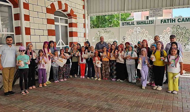 Çan'da Fatih Camii Dernek Başkanı Tekne'den Kur'an Kursu öğrencilerine jest