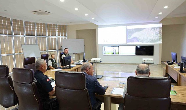 Çanakkale'de elektrik hattı kaynaklı yangınların önlemesi amacıyla toplantı düzenlendi