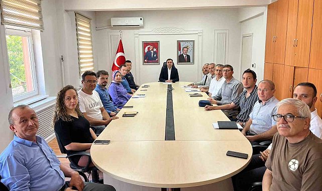 Çavdarhisar'da halk eğitimi faaliyetleri masaya yatırıldı