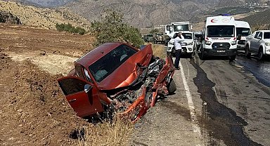 Çukurca'da trafik kazası: 3 yaralı