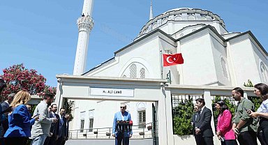 Cumhurbaşkanı Erdoğan: "Bu hafta içerisinde Putin'le ve Trump'la görüşmeler yapmak suretiyle bu liderleri bir araya İstanbul'da getirebilir miyiz, bunun gayreti içerisinde olacağız"