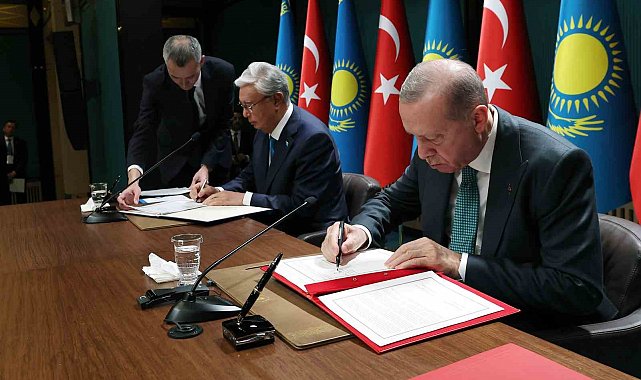 Cumhurbaşkanı Erdoğan: "Dünyanın gözleri önünde bir halk açlık ve susuzlukla öldürülüyor"