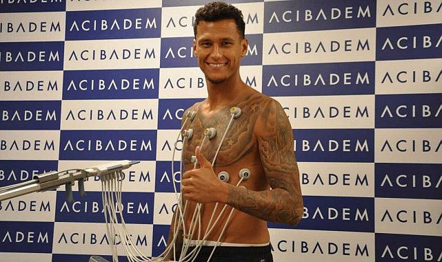 Davie Selke, sağlık kontrolünden geçti