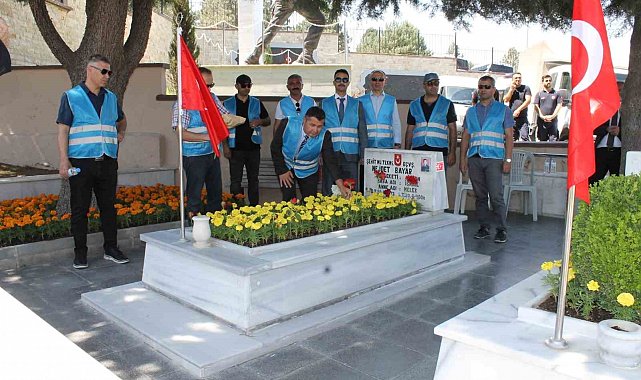 Denetimli Serbeslik Müdürlüğü personelleri 15 Temmuz'da şehitleri andı