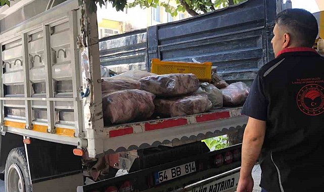 Deponun ardındaki tehlike: 2 ton kaçak et ve süt ürünü ele geçirildi