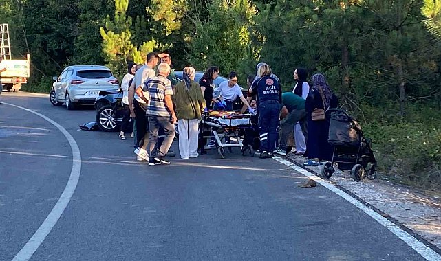 Derince'de iki otomobil çarpıştı: 1 yaralı