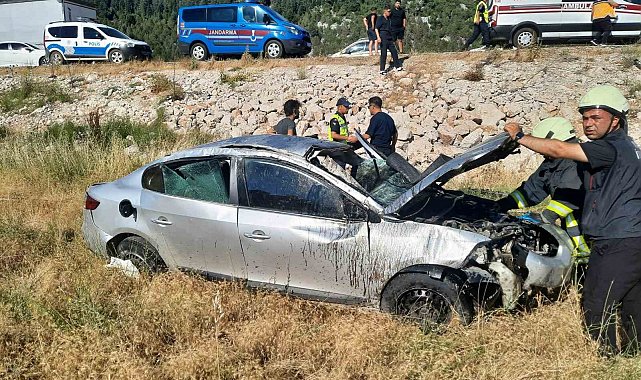 Devrilen otomobilde anne, bebeği ve kız kardeşi hayatını kaybetti