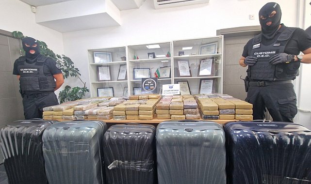 Diplomatik plakalı araçta rekor kokain: 206 kilo
