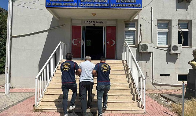 Diyarbakır'da çeşitli suçlardan aranan firari 4 kişi yakalandı