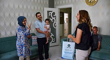 Diyarbakır'da işitme engelli ailelere 'Titreşimli Bebek Telsizi' desteği