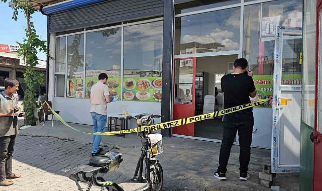Diyarbakır'da kardeşler çatıştı, sanayide bulunan uzman çavuş ve çalışan yaralandı