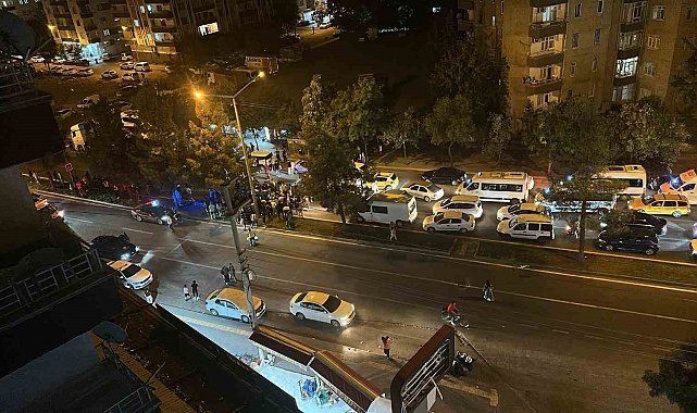 Diyarbakır'da yunus polisler kaza yaptı: 3 yaralı