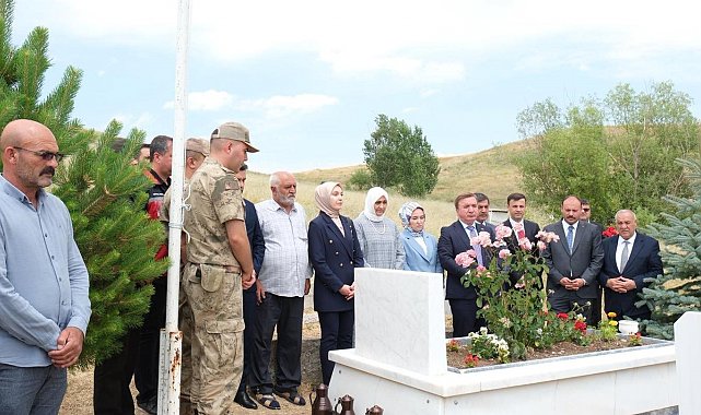 Dualarla şehitler yad edildi