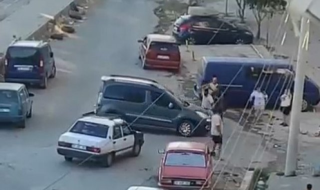 Edremit'te sopalı alacak verecek kavgası kameraya yansıdı