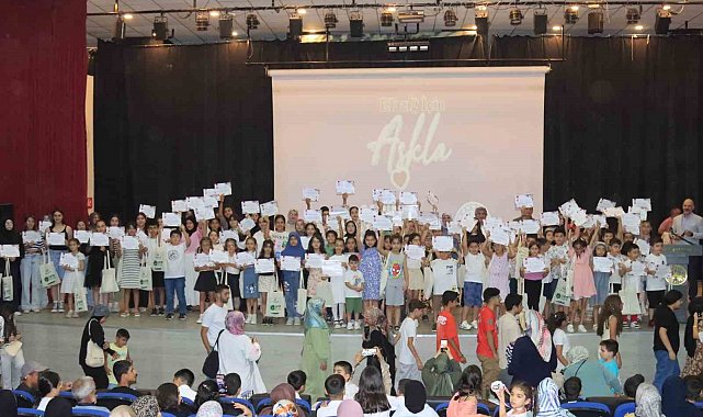 Elazığ Belediyesi yaz okulları mezunlarını verdi