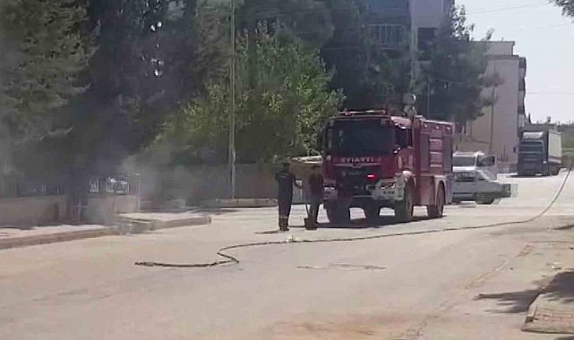 Elektrik hattı sıcağa dayanamadı