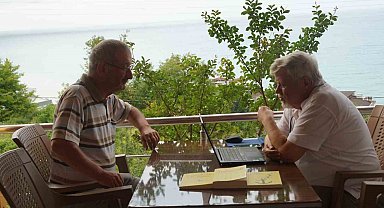 Emekli oldu, devlet tecrübesini kitaplara yazdı