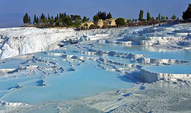 Enerya, dünya mirası Pamukkale'ye verdiği sözü tutmadı