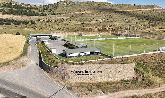 Erciyes'in zirvesi, yaz kampı için yerli ve yabancı 25 kulübün tercihi oldu