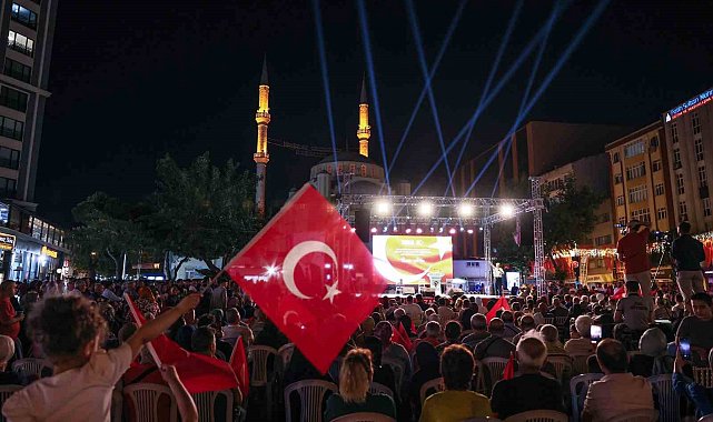 Esenler'de 15 Temmuz şehitleri dualarla anıldı