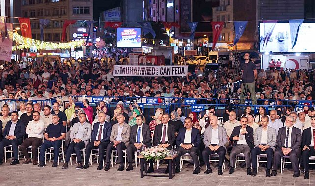 Esenler'de Peygamber Efendimiz için düzenlenen Naat Gecesi'ne yoğun ilgi