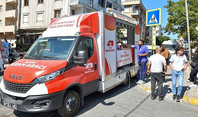 Esenyurt Belediyesi'nden sınav günü öğrencilere ikram desteği
