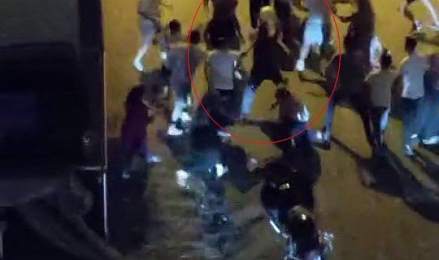 Esenyurt'ta iki aile arasında gürültü kavgası: Polisin motosikletteki kaskını alıp komşusuna saldırdı