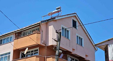 Eşini bıçaklayarak öldüren adam gözaltında