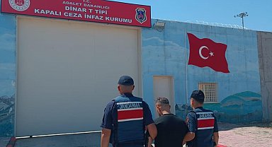 Farklı suçlardan hapis cezalarıyla aranan 9 kişi yakalandı