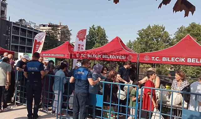 Fiyatlara kızdılar 50 ton bedava karpuz dağıttılar