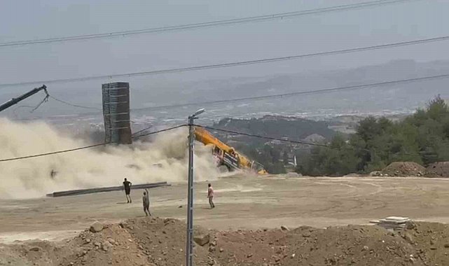 Freni patlayan vinç iki aracı biçerek uçuruma yuvarlandı: 2 ağır yaralı